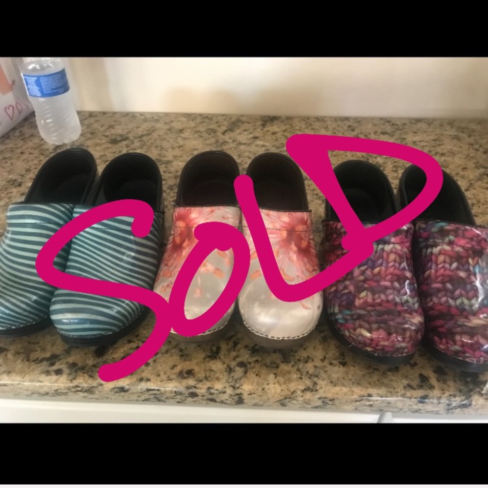 EUC Dansko Shoes Size 37